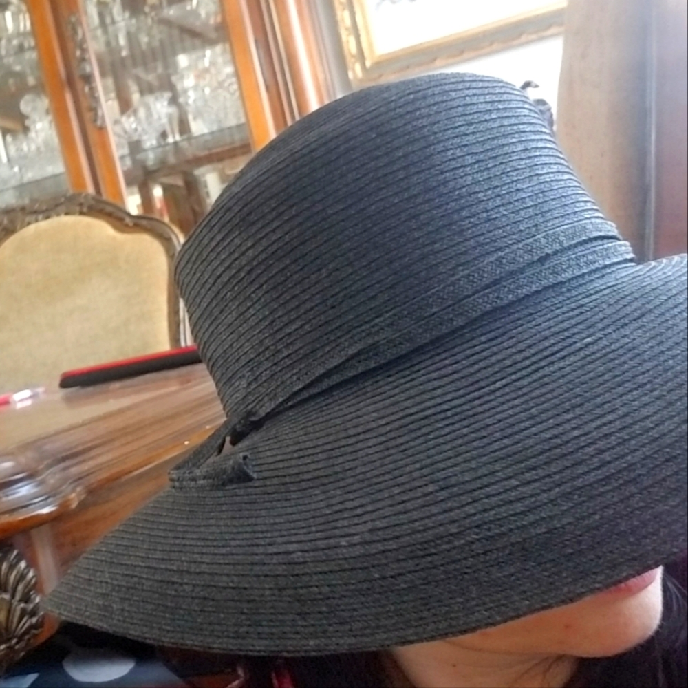 Black Liz Claiborne Summer Hat